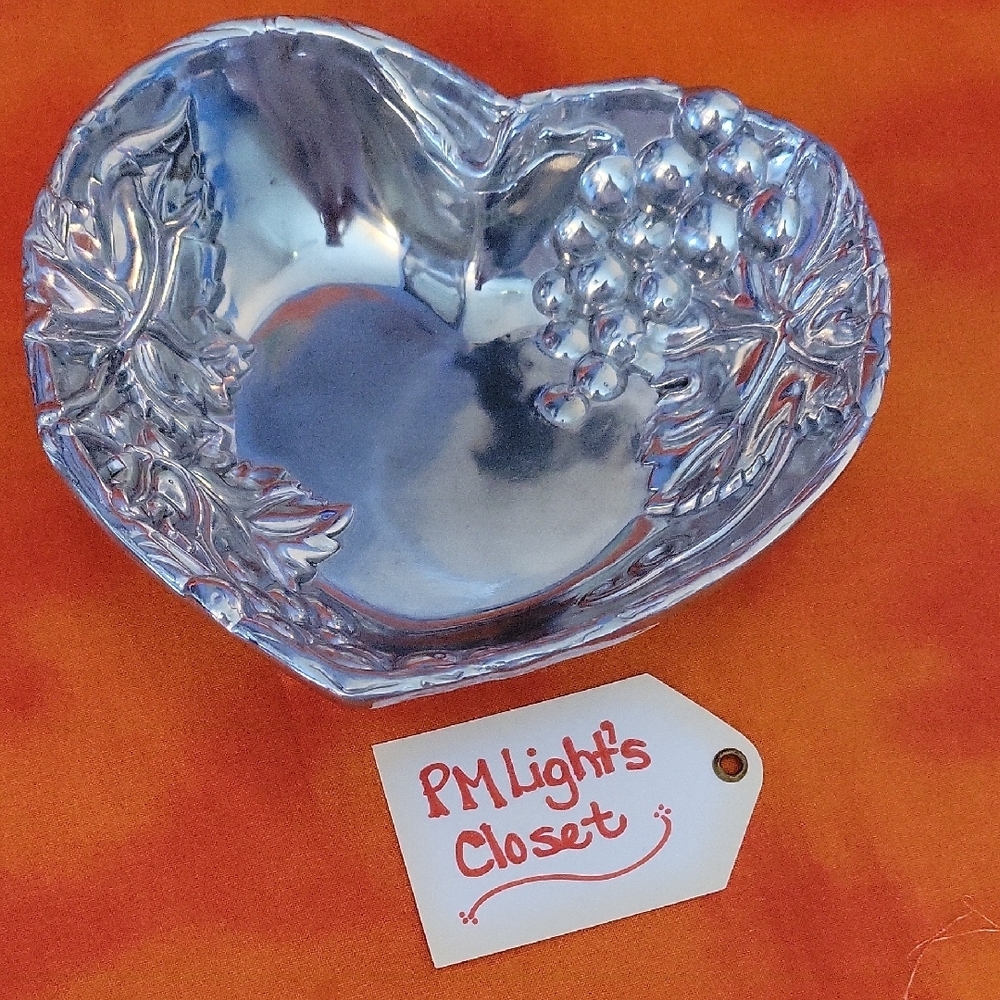 Arthur Court Silver Heart Bowl Grape Vine
